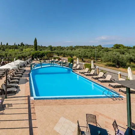 Nikos - Poolside Getaways In Kavos, Corfu 3*