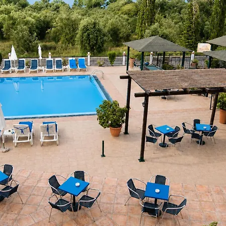 Nikos - Poolside Getaways In Kavos, Corfu