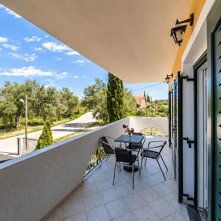 Aparthotel Nikos - Poolside Getaways In Kavos, Corfu 3*