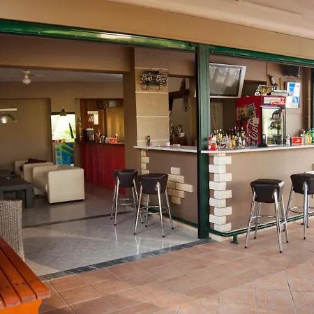 Nikos Aparthotel Kávos