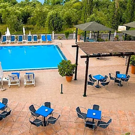 Nikos - Poolside Getaways In Kavos, Corfu Ξενοδοχείο με διαμερίσματα 3*