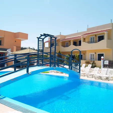 Lejlighedshotel Nikos - Poolside Getaways In Kavos, Corfu