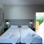 Aparthotel Nikos Kávos