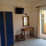 Nikos 3*