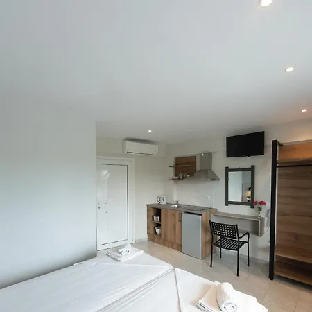 Hotel de apartamente Nikos Kávos