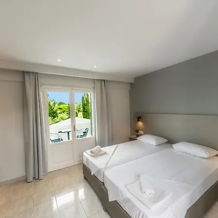 Nikos Hotel de apartamente
