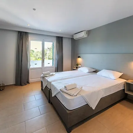 公寓式酒店 Nikos - Poolside Getaways In Kavos, Corfu