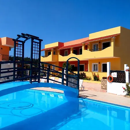 Nikos - Poolside Getaways In Kavos, Corfu 3*