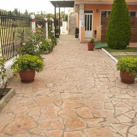 Aparthotel Nikos Kávos