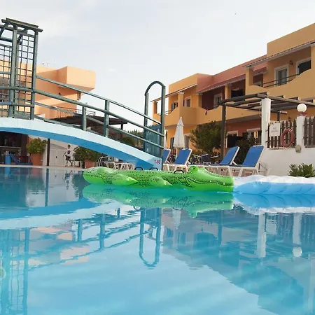 公寓式酒店 Nikos - Poolside Getaways In Kavos, Corfu 卡沃斯